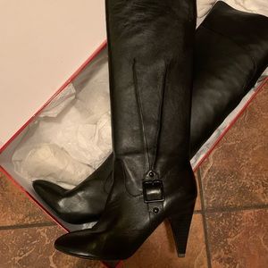 Women’s Tall Leather Boots